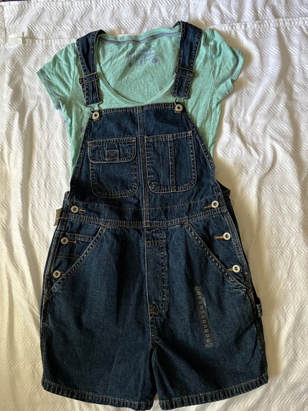Old Navy Denim Shorts Overalls Size XS Women’s Junior’s Teens NEW - Picture 10 of 10